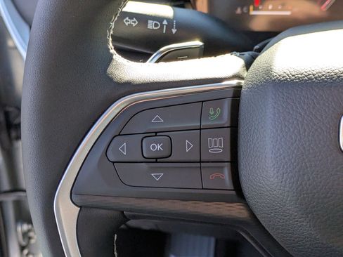 New 2025 Jeep Grand Cherokee LARE image 15