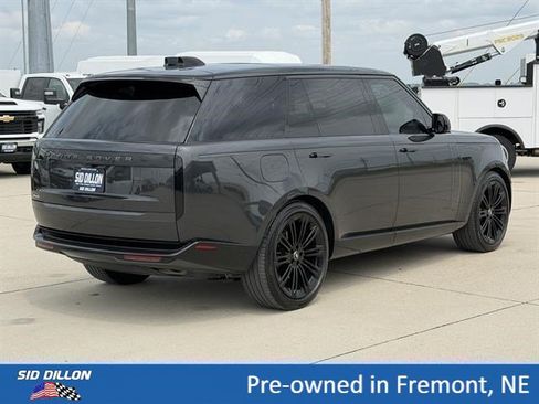 Used 2025 Land Rover Range Rover Long Wheelbase SE AWD/4WD image 4