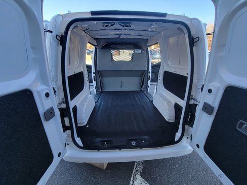 Used 2020 Nissan NV200 SV image 34