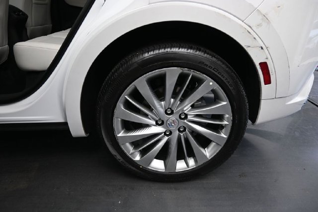 Used 2025 Buick Envision Avenir AWD/4WD image 14