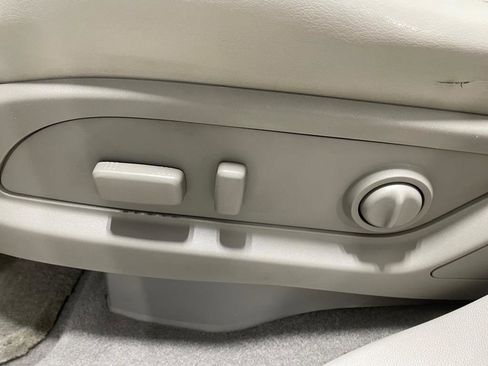 Used 2014 Buick Enclave Premium image 11