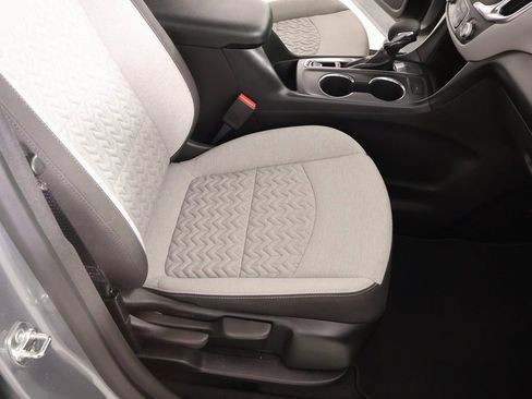 Used 2024 Chevrolet Equinox LT image 12