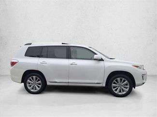 Used 2013 Toyota Highlander Limited video 4