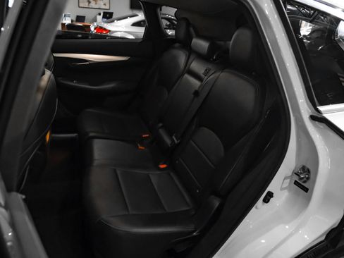 Used 2021 INFINITI QX50 Luxe FWD image 34