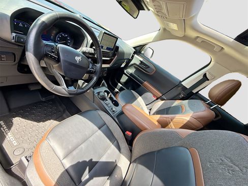 Used 2023 Ford Bronco Sport Outer Banks w/ Tech Package image 21