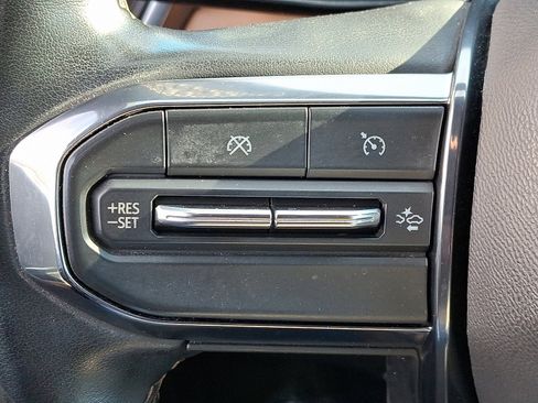 Used 2023 GMC Canyon AT4 w/ AT4 Premium Package image 22