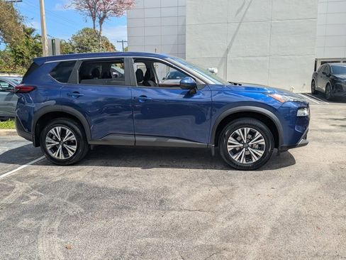 Certified 2023 Nissan Rogue SV image 4