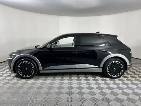 Used 2024 Hyundai Ioniq 5 Limited image 10