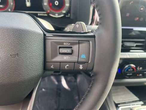 New 2026 Nissan Pathfinder Platinum image 26