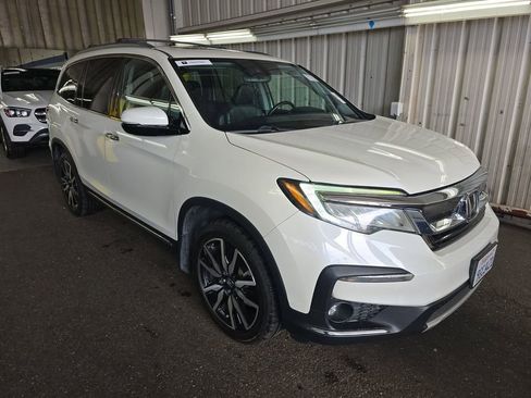 Used 2019 Honda Pilot Elite image 3