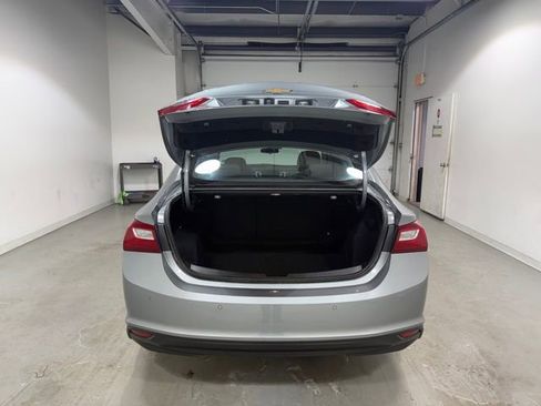 Used 2024 Chevrolet Malibu LT FWD image 8