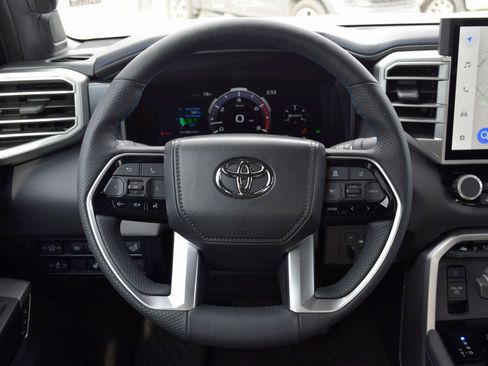Used 2025 Toyota Tundra Platinum image 11