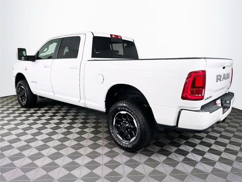 Used 2026 RAM 2500 Laramie AWD/4WD image 6