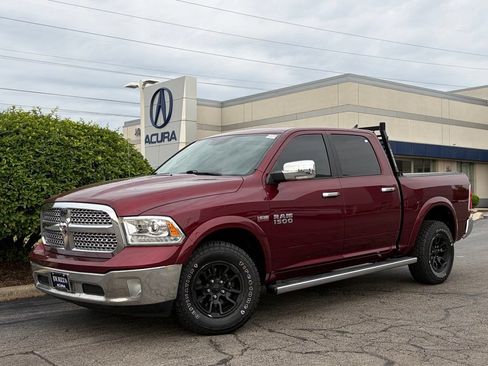 Used 2018 RAM 1500 Laramie w/ Convenience Group AWD/4WD image 1