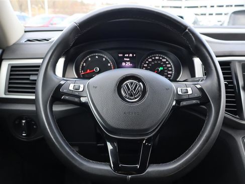 Used 2018 Volkswagen Atlas SE image 12