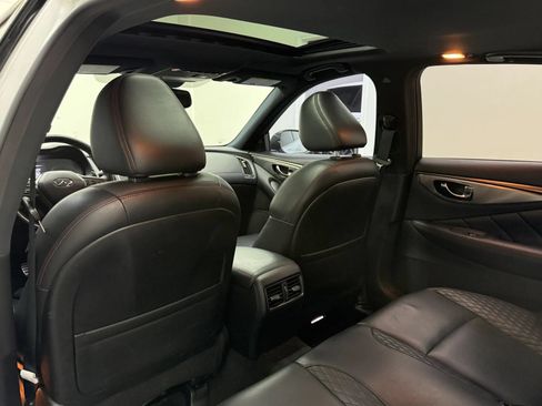 Used 2019 INFINITI Q50 Red Sport 400 w/ Cargo Package (L96) RWD image 17