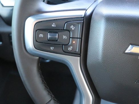 Used 2025 Chevrolet Silverado 2500 LT w/ Convenience Package image 18