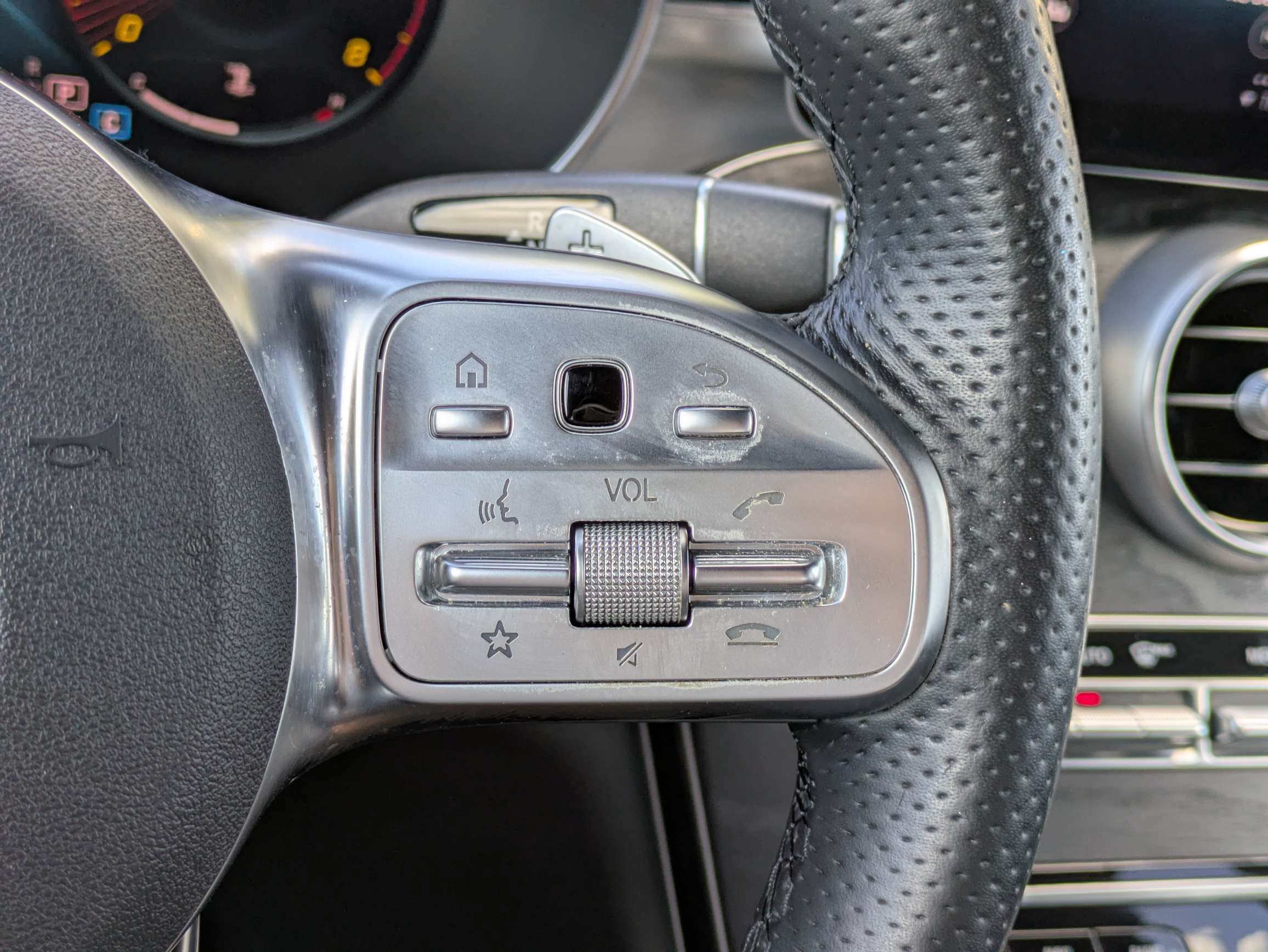 Used 2022 Mercedes-Benz GLC 300 image 20