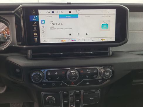 New 2026 Jeep Wrangler Unlimited Sport image 24