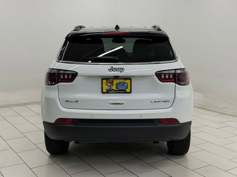 Used 2025 Jeep Compass Limited image 7