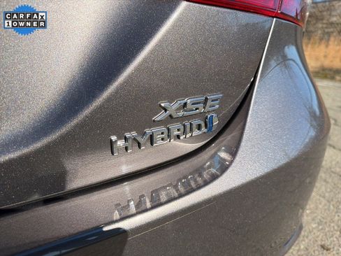 Used 2023 Toyota Camry XSE image 18