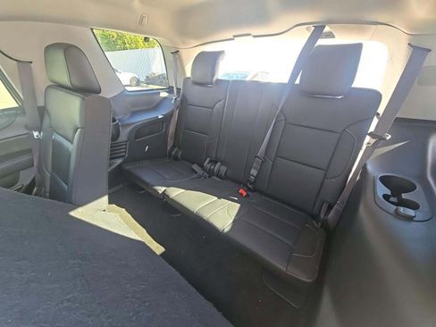 Used 2016 GMC Yukon SLT w/ Open Road Package image 22