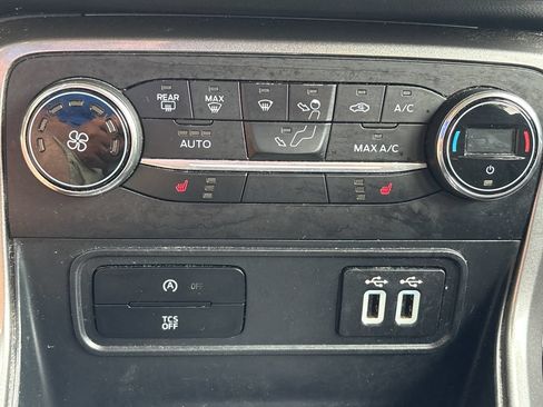 Used 2019 Ford EcoSport SE w/ SE Convenience Package AWD/4WD image 10