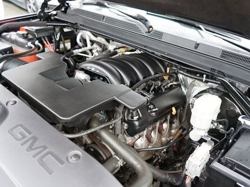 Used 2016 GMC Yukon XL Denali w/ Open Road Package image 10