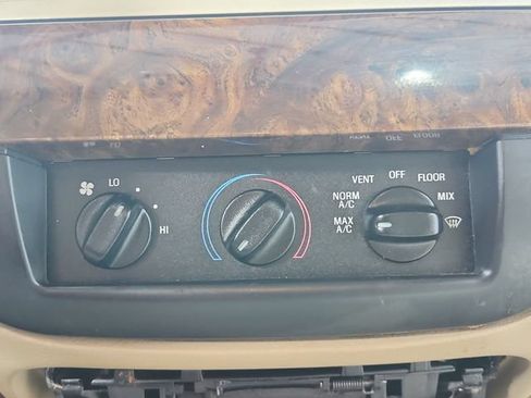 Used 2007 Mercury Grand Marquis GS RWD image 28