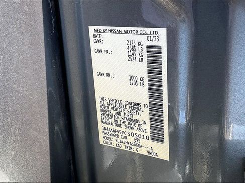 Used 2023 Nissan Maxima Platinum w/ Sport Mat Group FWD image 31