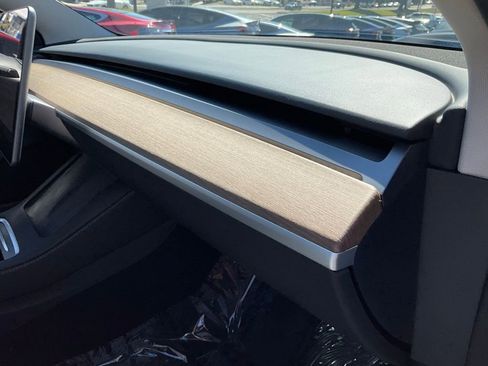 Used 2023 Tesla Model 3 Standard Range image 68