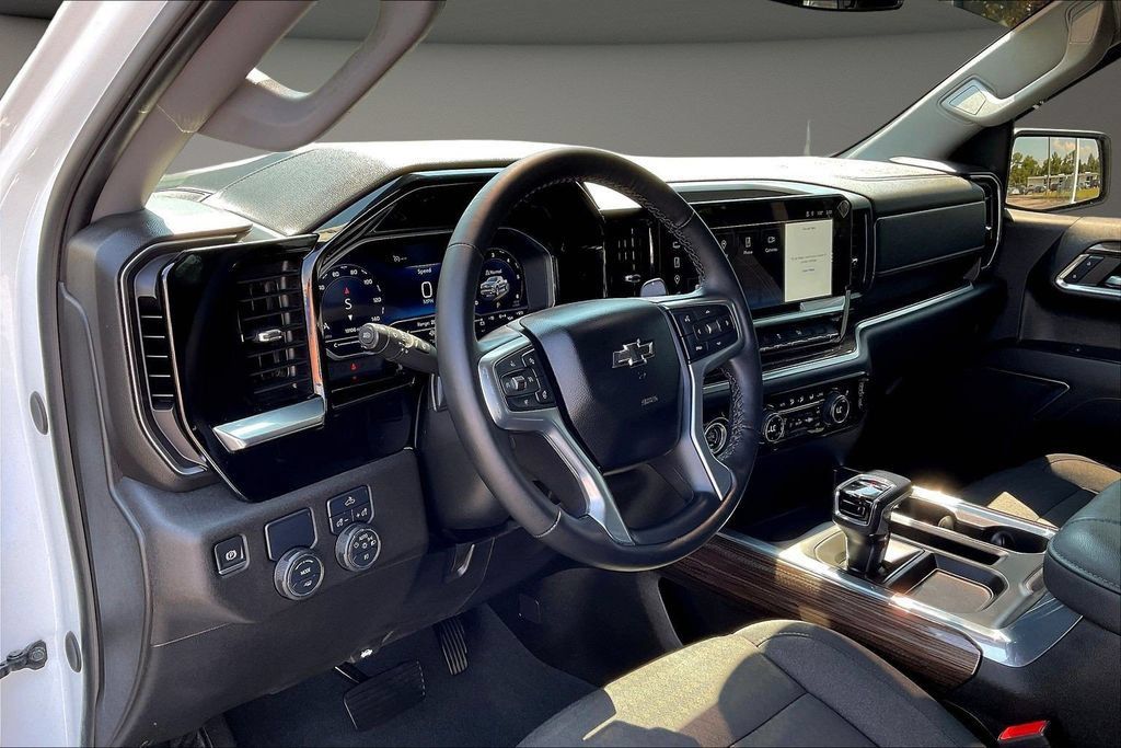 Used 2024 Chevrolet Silverado 1500 RST RWD image 21