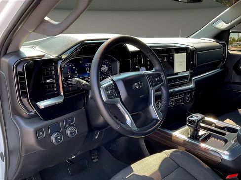 Used 2024 Chevrolet Silverado 1500 RST RWD image 21