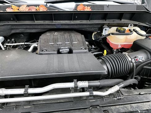 Used 2022 Chevrolet Silverado 1500 LT image 34