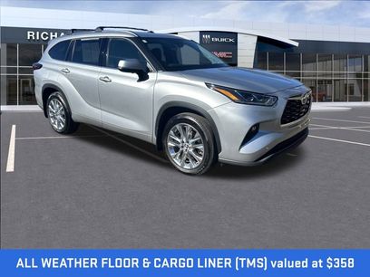 Used 2024 Toyota Highlander Limited