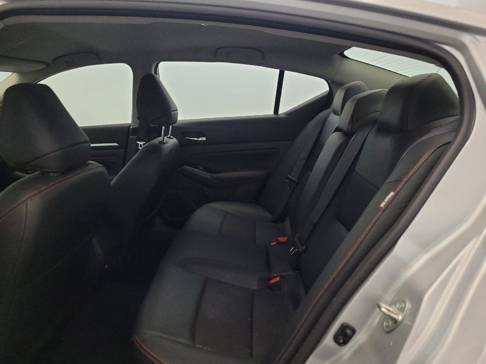 Used 2023 Nissan Altima 2.5 SR AWD/4WD image 18
