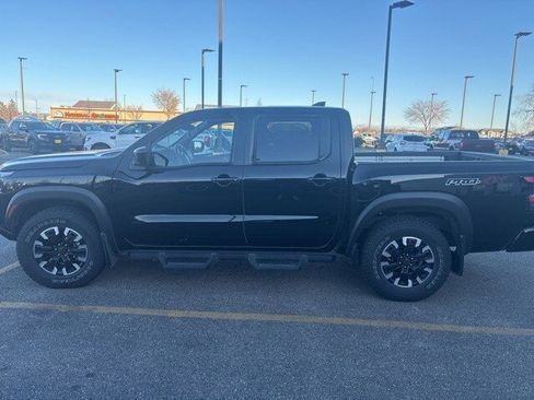 Used 2022 Nissan Frontier PRO-4X image 8