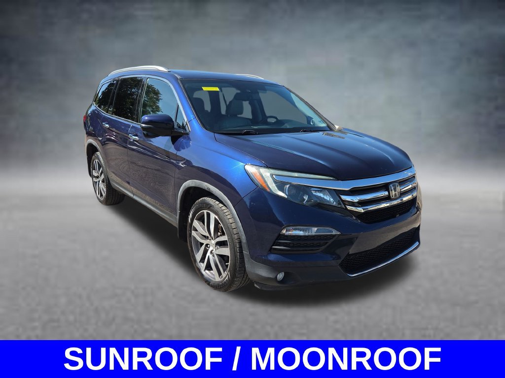 Used 2017 Honda Pilot Touring image 3