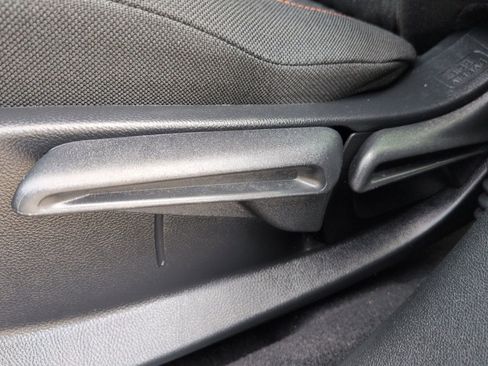 Used 2024 Honda HR-V Sport image 18