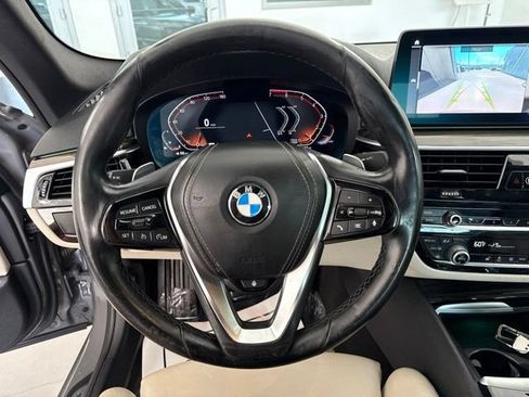 Used 2021 BMW 530i xDrive w/ Premium Package AWD/4WD image 29