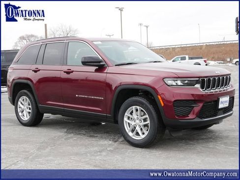 New 2026 Jeep Grand Cherokee Laredo w/ Trailer Tow Package AWD/4WD image 1