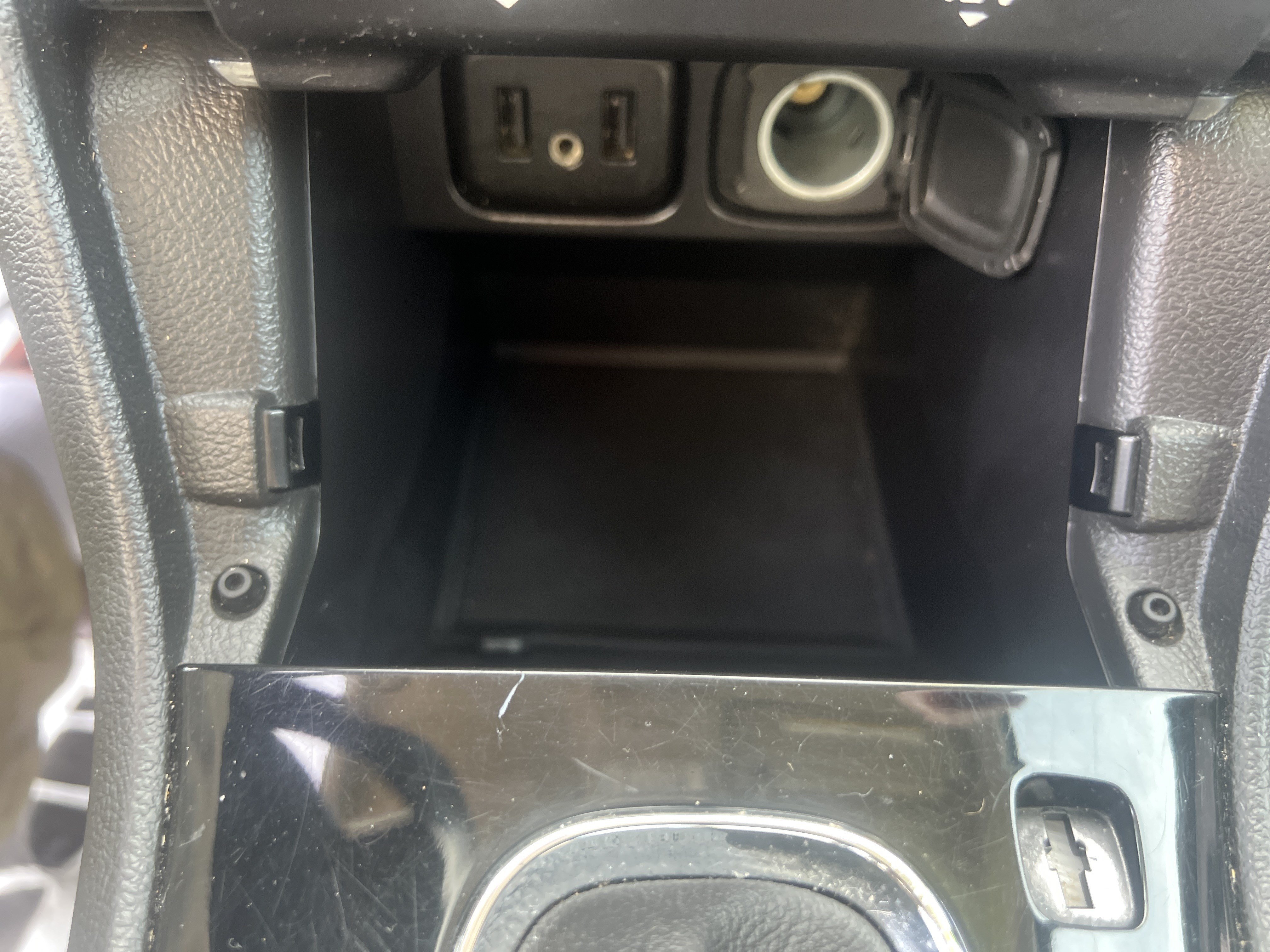 Used 2019 Buick Encore Sport Touring AWD/4WD image 31