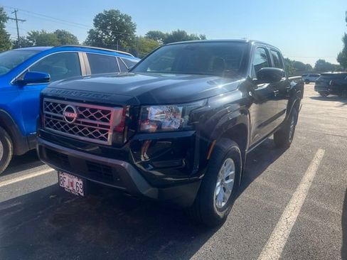 Used 2024 Nissan Frontier SV w/ Technology Package AWD/4WD image 1