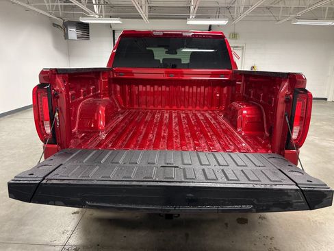 New 2026 GMC Sierra 1500 SLT w/ SLT Convenience Package AWD/4WD image 17