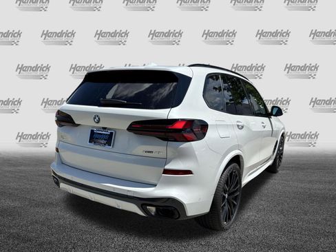 New 2026 BMW X5 xDrive40i w/ M Sport Package AWD/4WD image 11