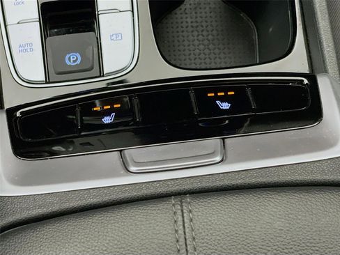 Used 2022 Hyundai Santa Cruz SEL image 22