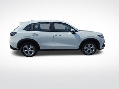 Certified 2023 Honda HR-V LX image 8