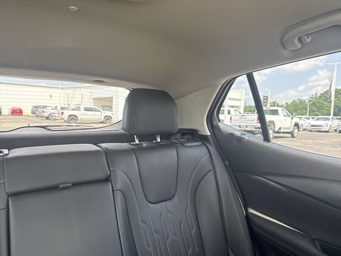 Certified 2024 Buick Encore GX Avenir FWD image 12