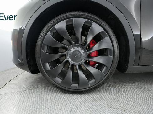 Used 2022 Tesla Model Y Performance image 20