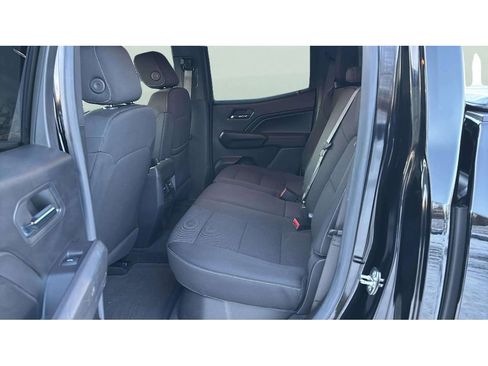 Used 2023 Chevrolet Colorado LT image 11